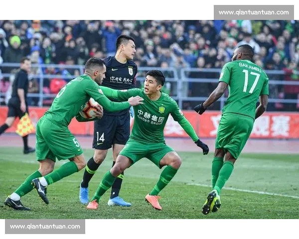 江苏苏宁迎战全北现代亚冠强强对话悬念迭起之夜焦点较量引爆期待